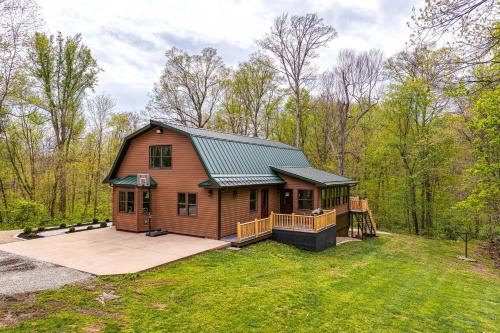 New Lisbon Casa | Family-Friendly Milton Home on 14 Acres with Hot Tub