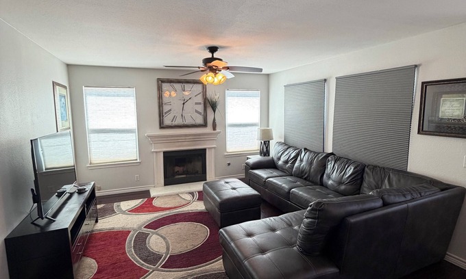 Hutto Casa | Family Friendly, Relaxing home in Great Location