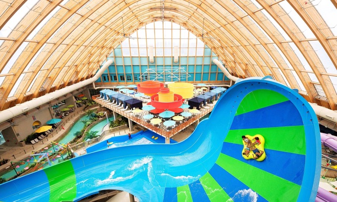 Circleville Complejo | Family-Friendly Resort with Indoor Waterpark! Spacious Family Room with Patio!