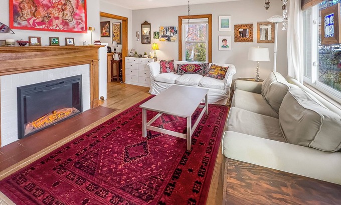 Charlottesville Casa | Family-Friendly Home Near UVA Toys, Trampoline, Pet-Friendly