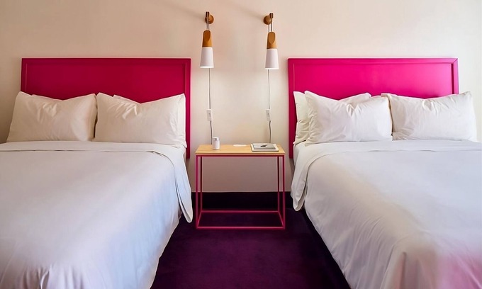 Sonora Sunrise Hotel | Family Getaway in Palm Springs! Stay at our 3 Spacious Pool View Units!