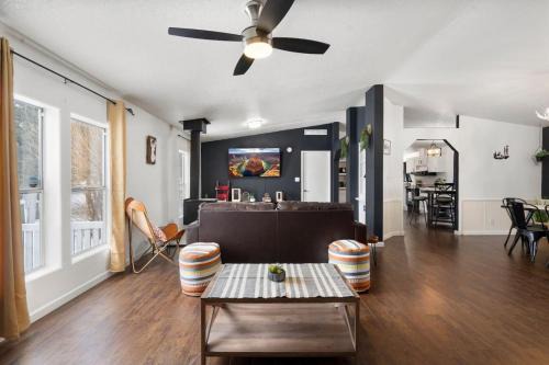 Williams Casa | Family Grand Canyon Pit Stop