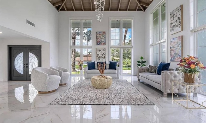 Palmetto Bay Casa | Family & Group Getaway | Pool + Huge Backyard