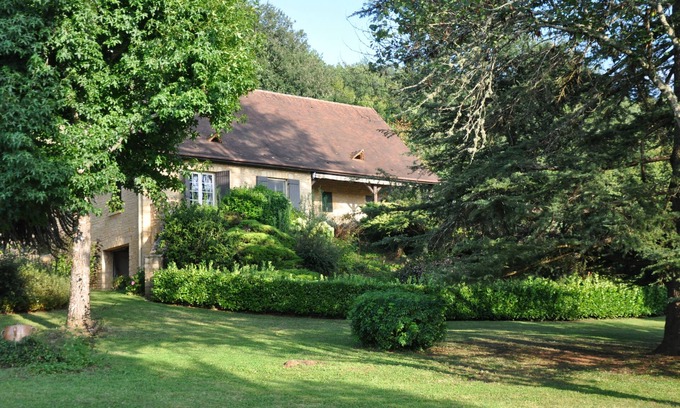 Vezac Casa | FAMILY HOME IN THE PERIGORD NOIR