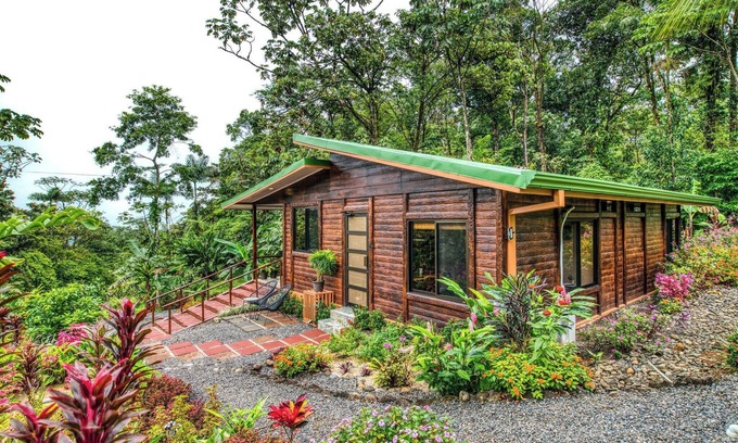 Katira Casa | Family Home - Pura Vidaville