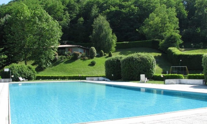Galbiate Casa | Como Lake family oriented villa with swimmingpool and tennis