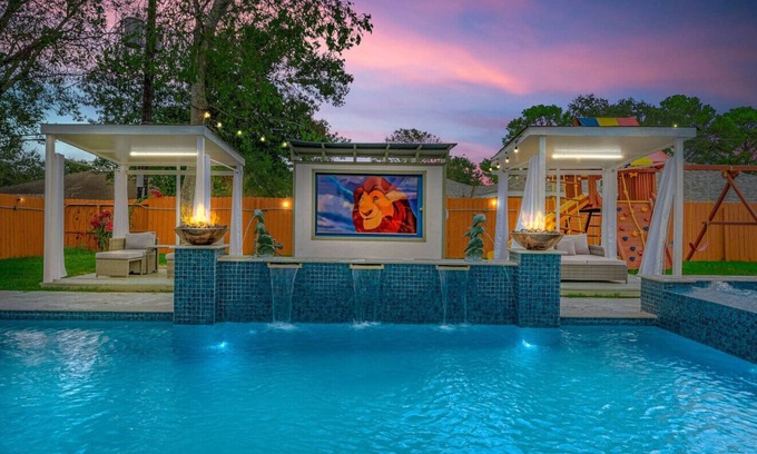 Westbury Casa | Family Paradise: Pool, Hot Tub & Play Area Bliss