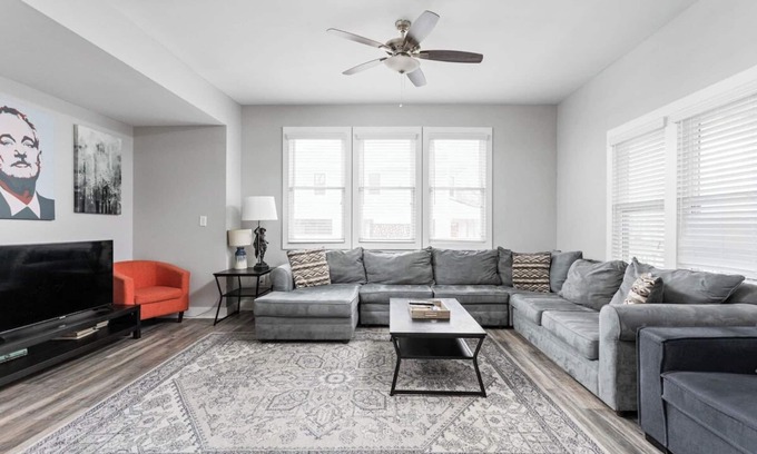 Near Northside Casa | Family Retreat mins to Children's Museum