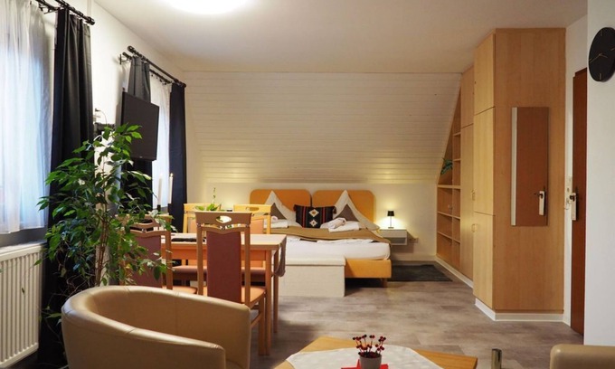 Olbernhau Cama Y Desayuno | Family room - Pension Piroska