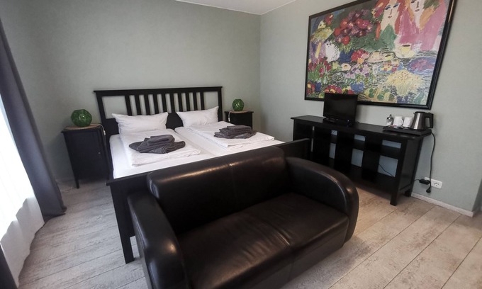 Neumuenster Casa | Familiar-Apartamento-Baño Privado-Balcón