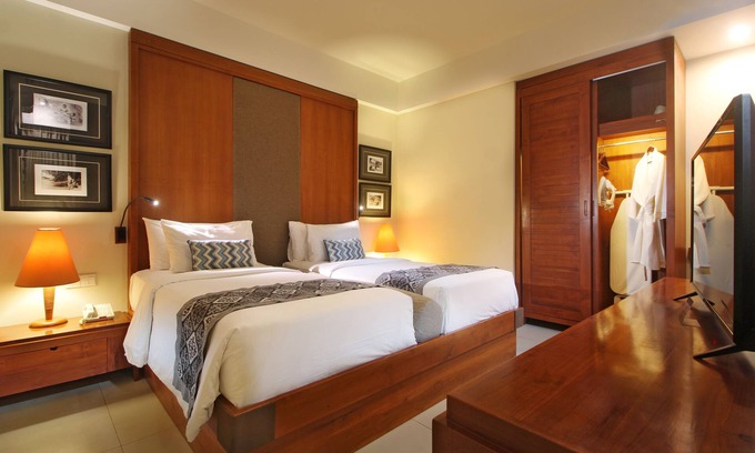 Downtown Kuta Hotel | Habitación Suite Familiar a 2 minutos a pie de la playa de Kuta