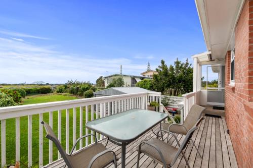 Ruakaka Casa | Family Tides - Ruakaka Holiday Home