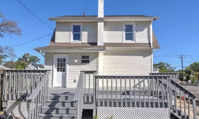 Neptune City Casa | Family Vacation Beach House on the Jersey Shore