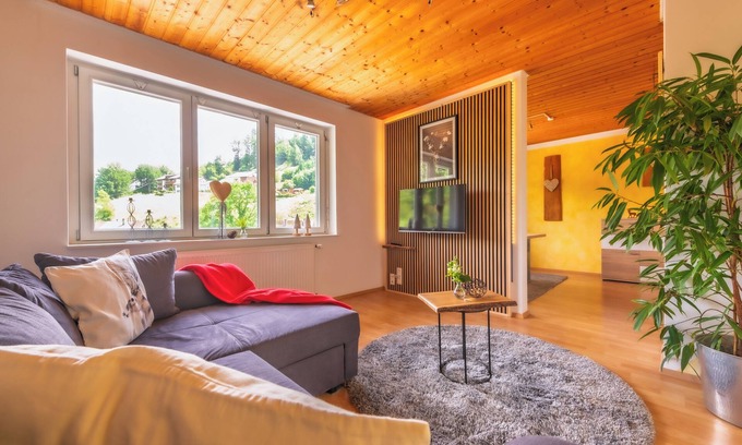 Schoenmuenzach Apartamento | Family vacation & outdoor pool & national park.