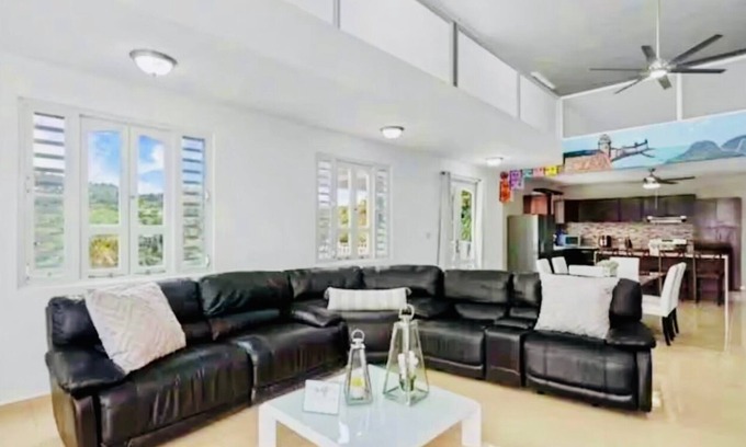 Canovanas Casa | Famous country villa with pool, billar and movie room