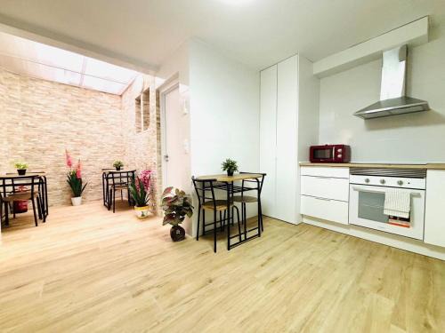 Área Metropolitana de Murcia Apartamento | Famycus Rooms - Murcia Centro