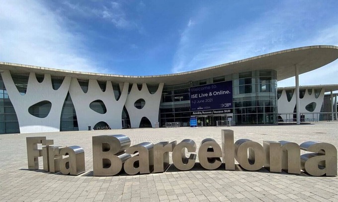 El Port Apartamento | FANTASTICO APTO.BARCELONA, zona Hospitalet Llobregat, 8 personas máximo