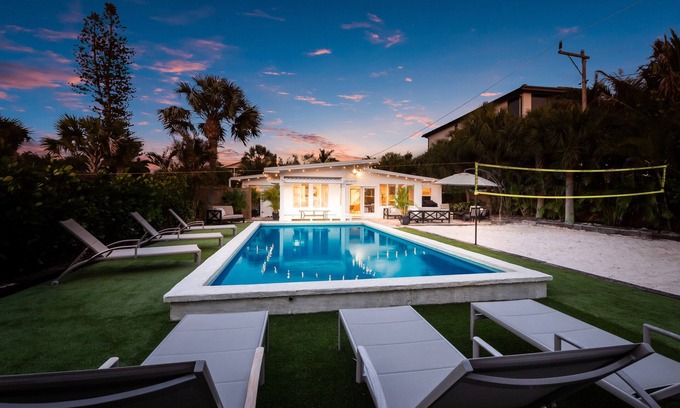 Anna Maria Casa | FantaSea - Gulf beachfront/heated pool