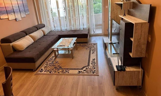 Mladost Apartamento | Fantastic apartment with WiFi in charming Sofia, Mladost 3