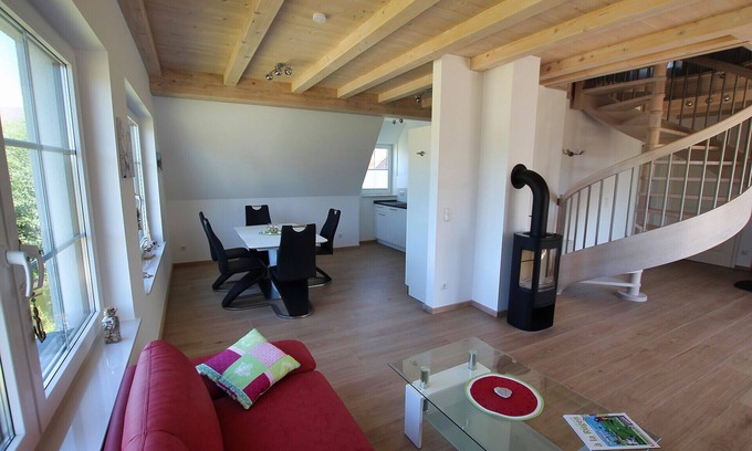 Dranske Apartamento | Fantastic vacation apartment with underfloor heating, fireplace, WLAN