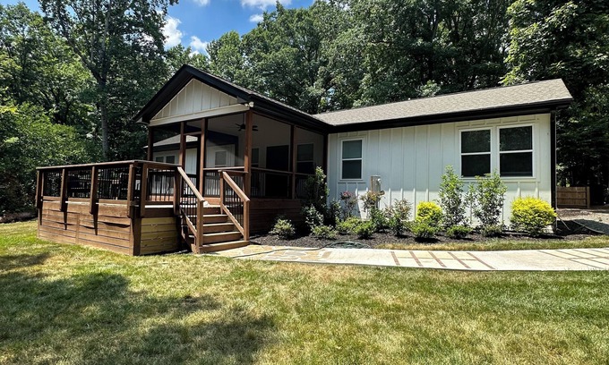 Mebane Casa | Farm House Style Home