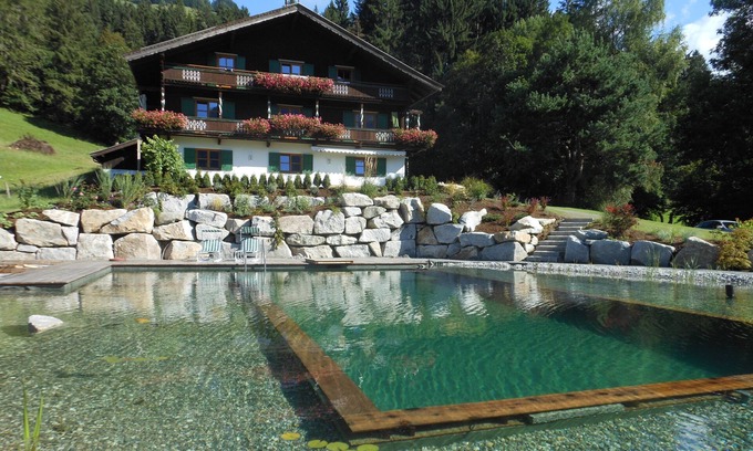 Moosen Otro | Granja en una meseta soleada * Apartamento grande * 10-12 pers.* NUEVO * estanque de natación