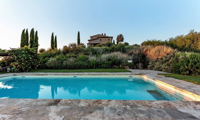 Siena Historical Center Apartamento | GRANJA PODERE CUNINA 25 KM SIENA SUR EN FRENTE MONTALCINO TOMANDO CLAS DE COCINA