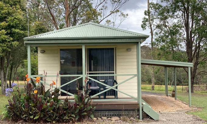 Kangaroo Valley Cabina | Farmstay, Cabins in Beautiful Kangaroo Valley