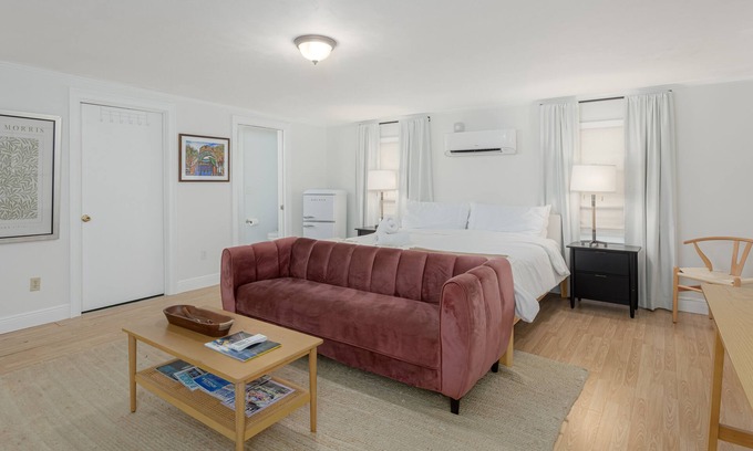 Southeast Pensacola Casa | Fast WiFi, Central, King Bed, Pets OK, Fenced Yard, Smart TV, Small Kitchenette