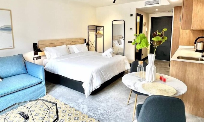 Almendrales Apartamento | FD/ Luminous Studio. First qualities. Parking. TV