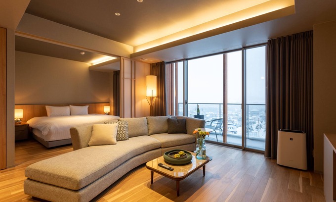 Furano Hotel | Fenix West