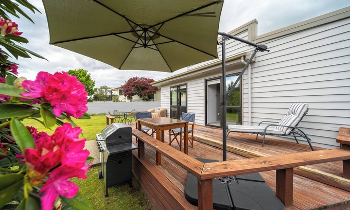 Te Anau Casa | Ferg Escape - Te Anau Holiday Home
