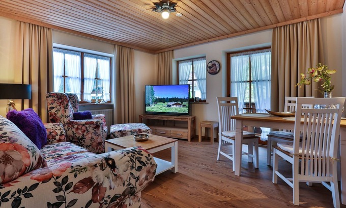 Ramsau bei Berchtesgaden Apartamento | Apartamento nº 2, con balcón y vista a la montaña, 45 m2.