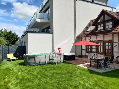 Region Hannover District Casa | Ferien im Fachwerkhaus mit Heimkino & Fitnessraum & Pools