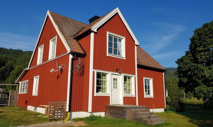 Torsby O Casa | Ferienhaus auf Großem Grundstück mit Sauna und Hottub