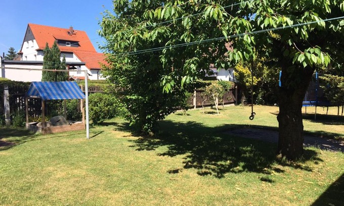 Burghausen-Rueckmarsdorf Casa | Ferienhaus zentral & grün