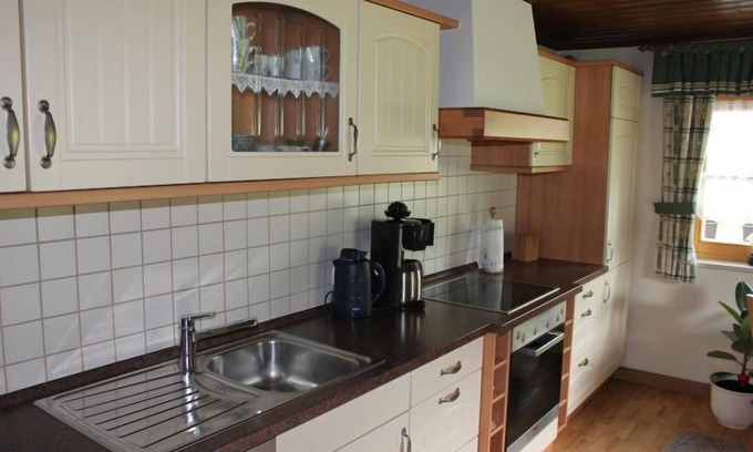 Teisendorf Apartamento | Apartamento de 100 m2 con balcón para 1-6 personas.