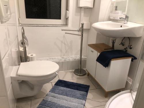 Siegen Apartamento | Ferienwohnung 2Doppel 1 Einzel Bett