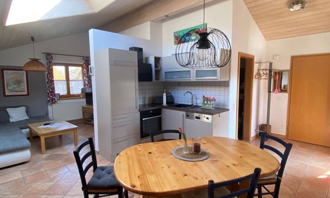 Uebersee Apartamento | Ferienwohnung 65qm, Südbalkon, bis 4 Personen