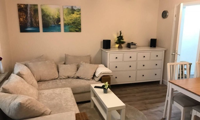 Center/Hamm-Bossendorf Apartamento | Ferienwohnung Amy, 50 Qm., 1-2 Personen