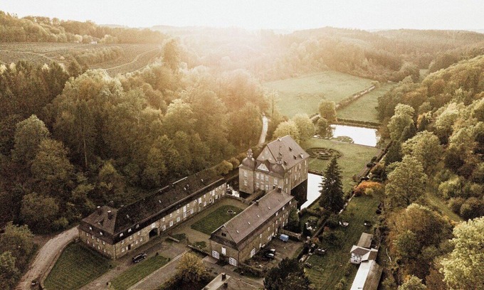 Luedenscheid Apartamento | Ferienwohnung am Schloss