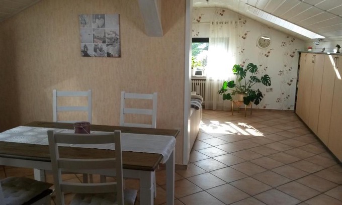 Windeck Apartamento | Ferienwohnung am Zeitenweg