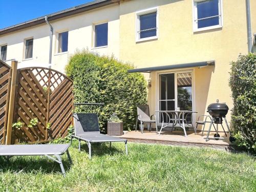 Hohen Wieschendorf Apartamento | Ferienwohnung 2 - Zur Schwedenschanze - ABC562 - Nur Ferieng
