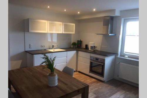 Brey Apartamento | Ferienwohnung Forneck am Rheingoldbogen
