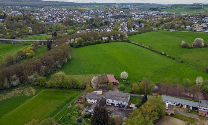 Montabaur Otro | Ferienwohnung "heuboden" auf Einem Biohof in Montabaur