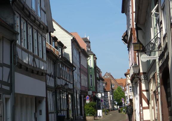 Hamelin Apartamento | Ferienwohnung Janus Altstadt-Hameln Haus 1 inklusive Parkplatz mit und ohne Balkon