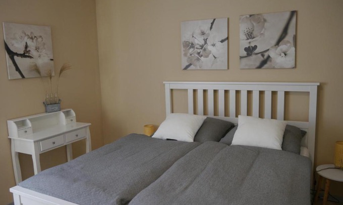 Uettingen Apartamento | Ferienwohnung Kirchberg Uettingen