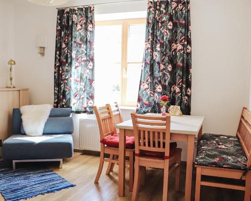 Großrußbach Apartamento | Ferienwohnung Lehner