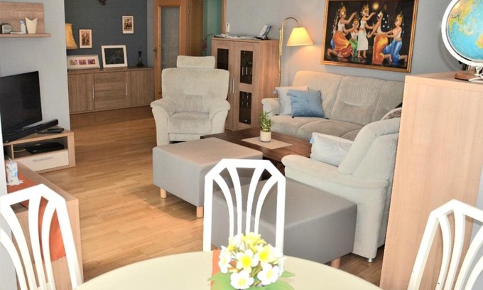Pidingerau Apartamento | Ferienwohnung Lennefer
