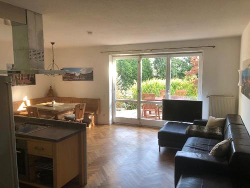 Forstern Apartamento | Ferienwohnung Messewohnung München Ost